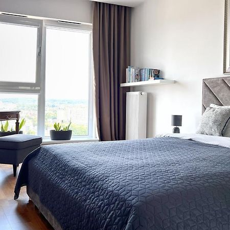 Capital Towers - Apartament Red Z Widokiem Na Panorame Miasta I Rzeke Ряшів Екстер'єр фото